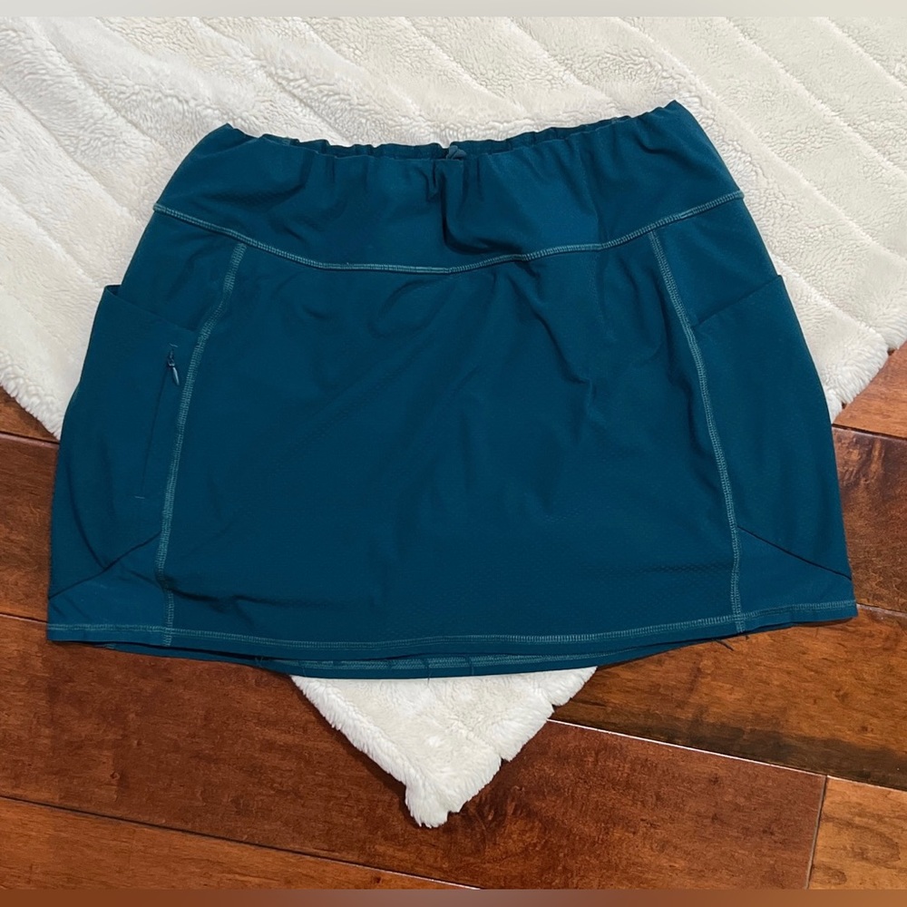Athleta teal blue athletic skort Size Large